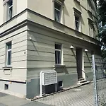 Velvet * Weimar (Thuringia)